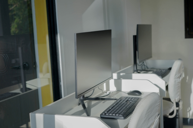 フィリピン留学 Cebu21 - Challenger Campus-Computer Room-19